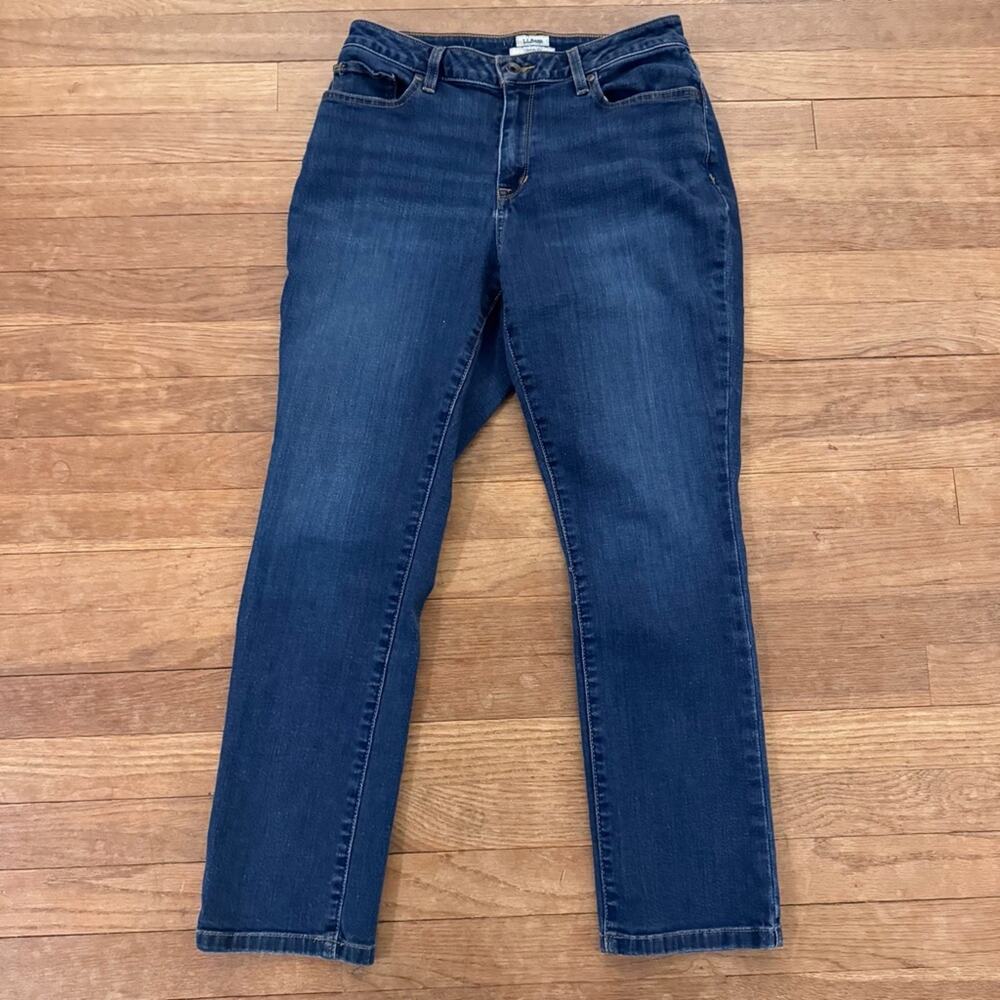 L.L. Bean women's Classic Fit jeans pants size 8P
b66